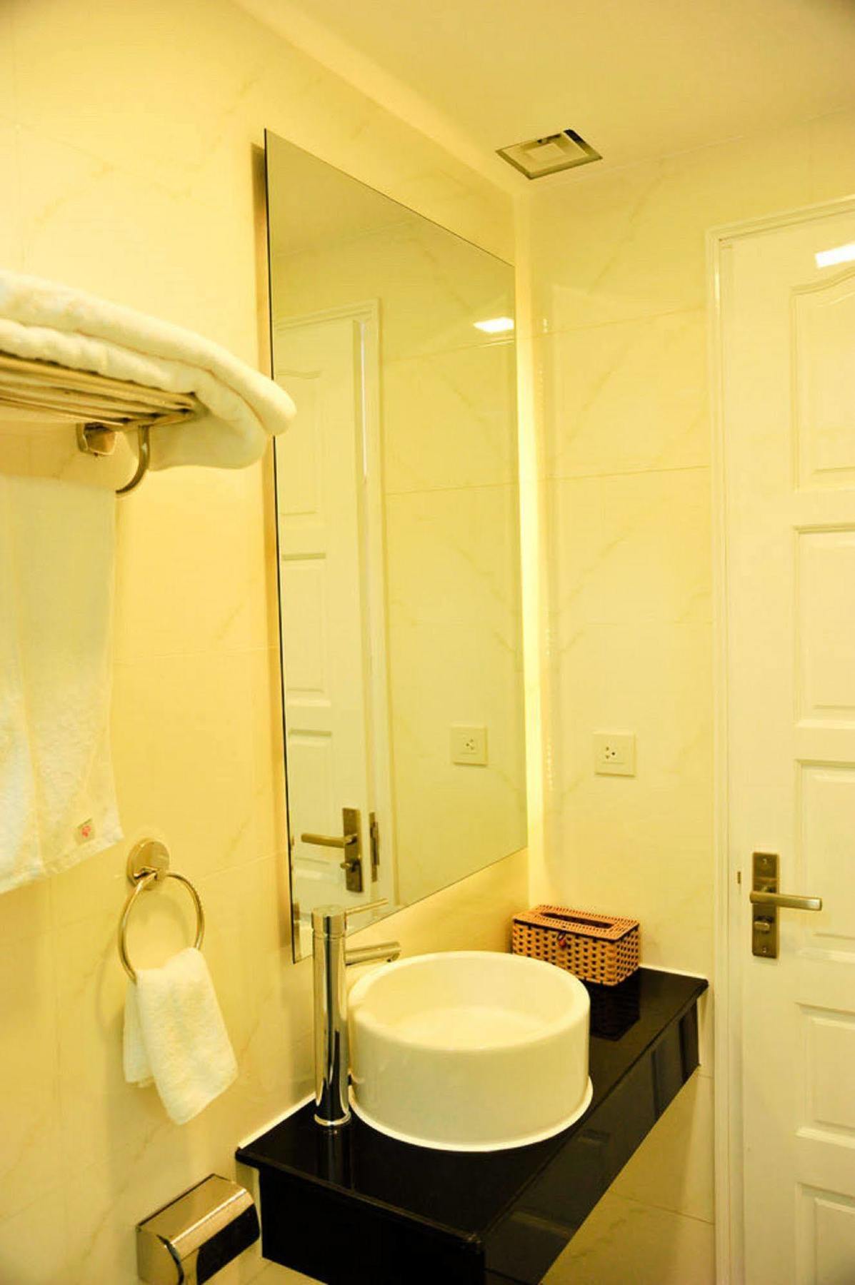 Allure Hotel Thuy Trieu Ngoại thất bức ảnh
