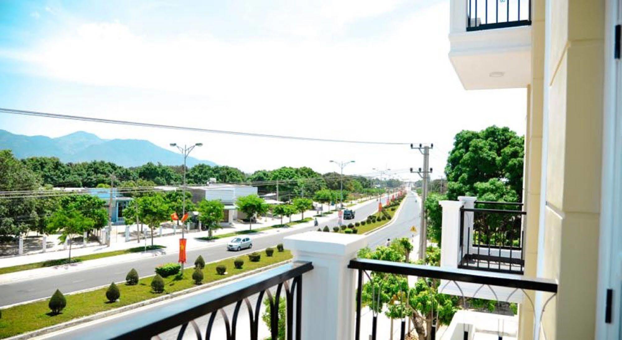 Allure Hotel Thuy Trieu Ngoại thất bức ảnh